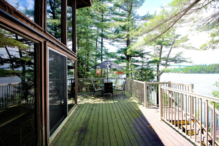 加拿大安大略省mallorytown3卧1卫的房产